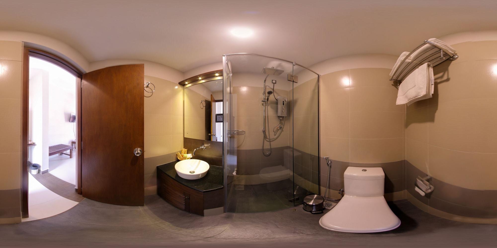Hive 68 - Hotel And Resorts Negombo Exterior photo